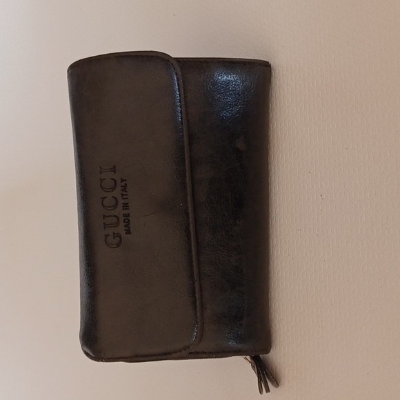 GUCCI black wallet credit card inserts